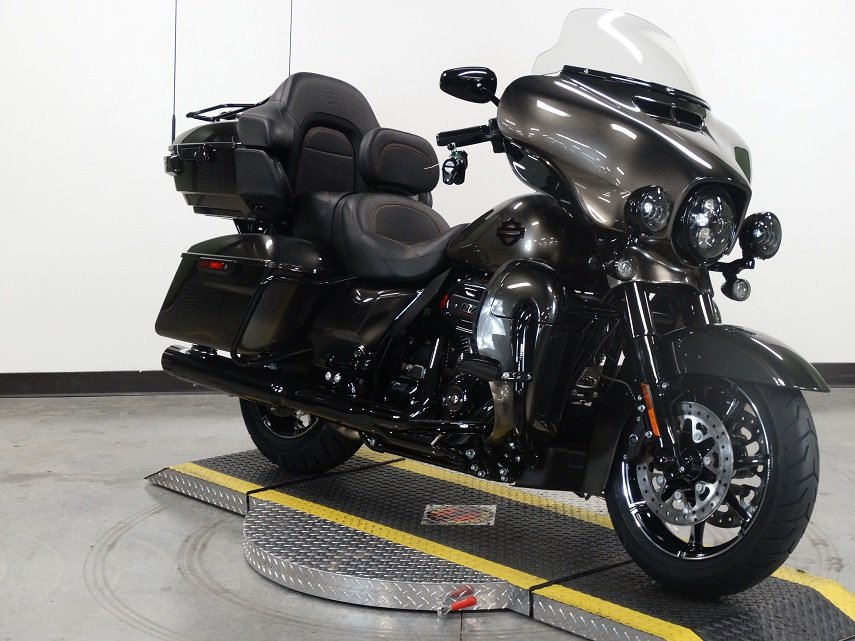 New 2018 Harley-Davidson Limited CVO FLHTKSE CVO/Touring in Westminster ...