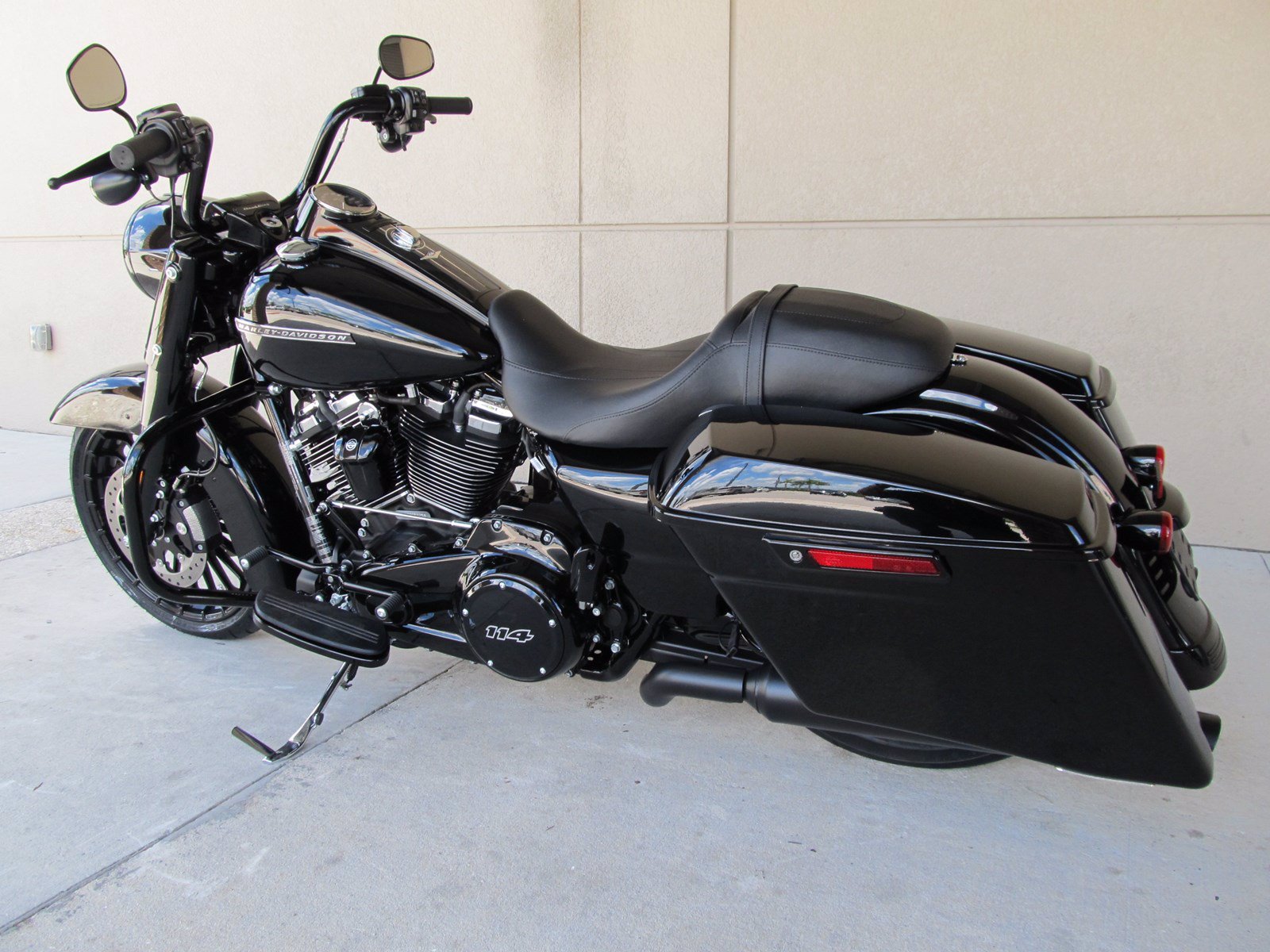 Harley Road King EVO