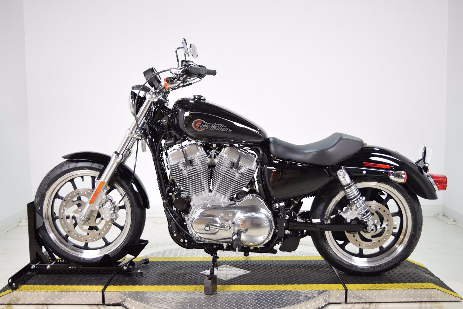 New 2019 Harley-Davidson Sportster 883 Superlow XL883L Sportster in ...