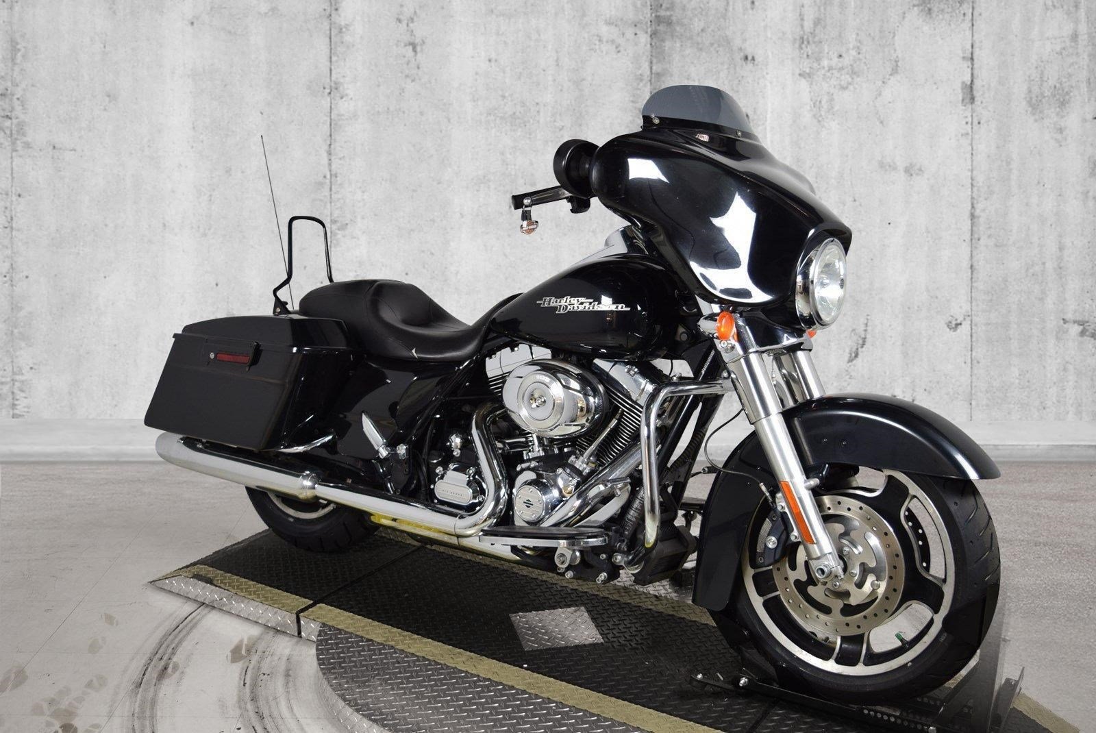 Pre-Owned 2013 Harley-Davidson Street Glide FLHX Touring ...