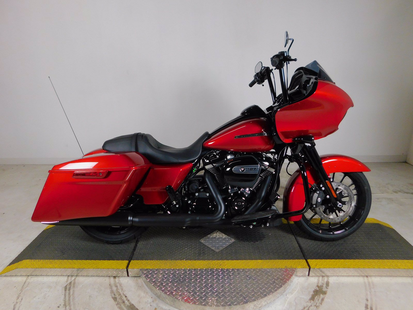 New 2018 Harley-Davidson Road Glide Special FLTRXS Touring ...