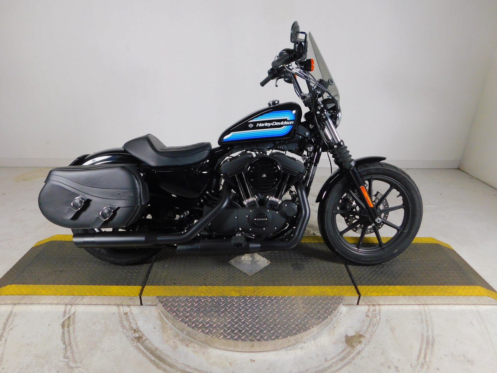 Pre-Owned 2019 Harley-Davidson Sportster Iron 1200 ...