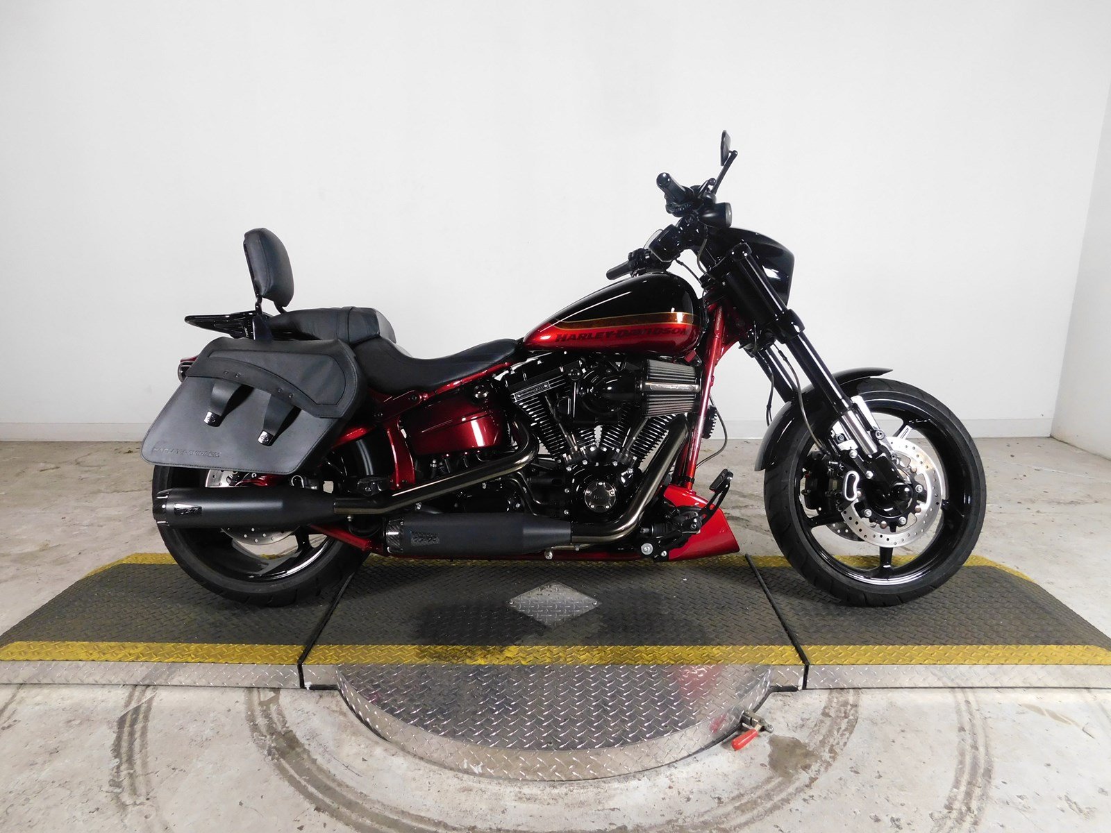 Pre-Owned 2017 Harley-Davidson Softail Pro Street Breakout ...