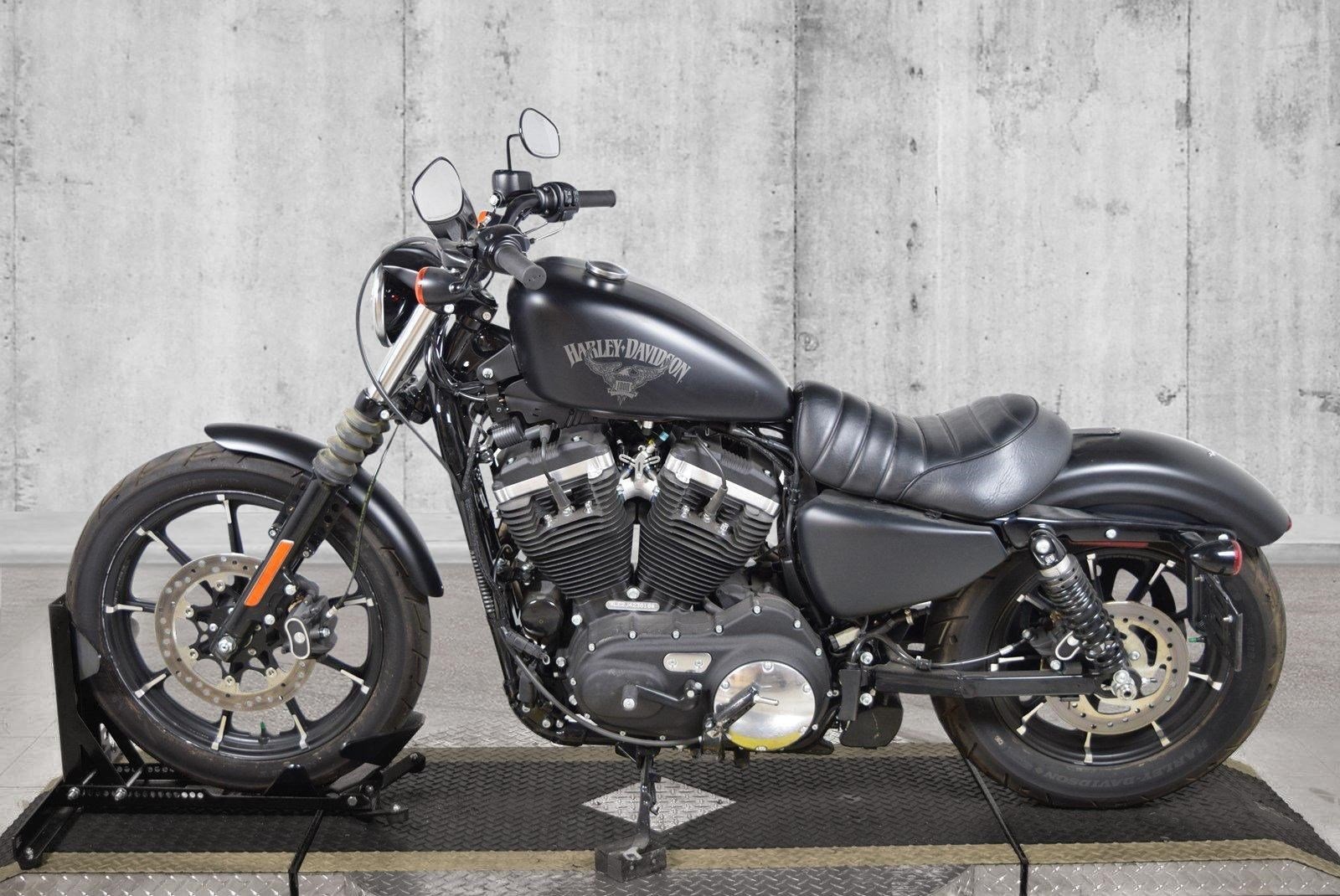 Pre-Owned 2018 Harley-Davidson Sportster Iron 883 XL883N Sportster in ...