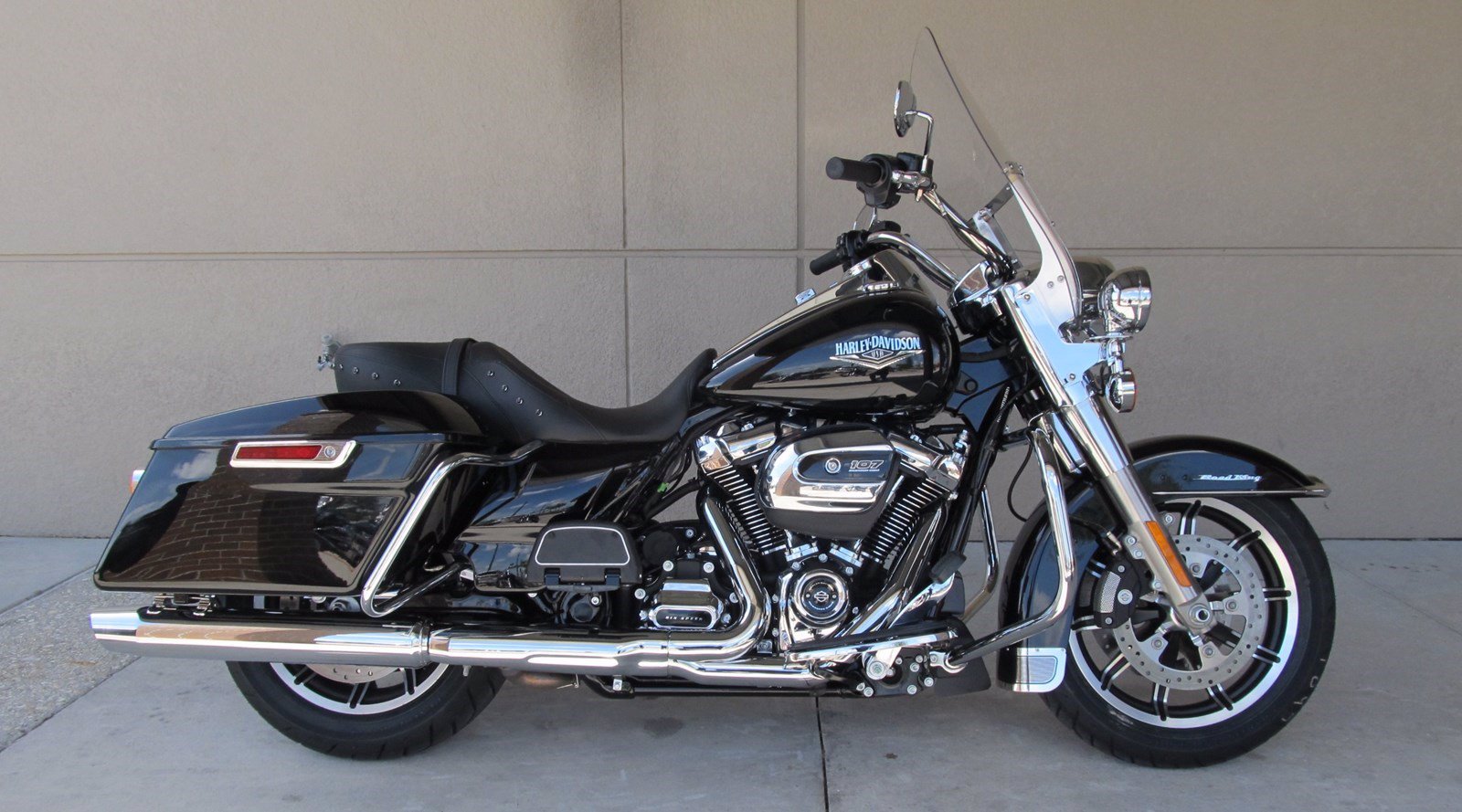 New 2019 Harley Davidson Road King FLHR Touring in 